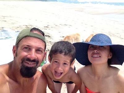 Maenohama beach hanging out and playing with dogs today